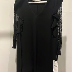 NWT Zara LBD lace sleeves size M